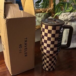 Free w $150+ purchase “Hydrojug-like” 40 ounce traveler